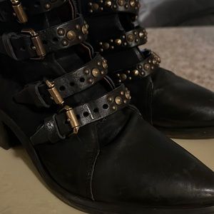 As 98 woman’s black bucks boots with gold buckles size 39 Italian leather